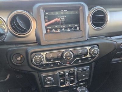 2022 Jeep Wrangler Unlimited Willys