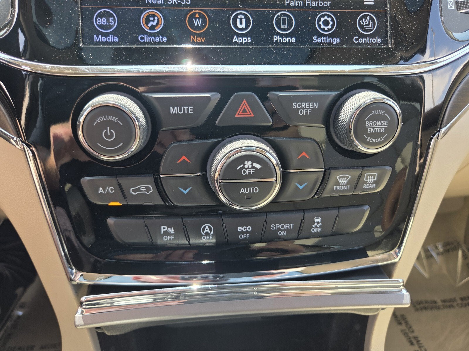 2020 Jeep Grand Cherokee Overland