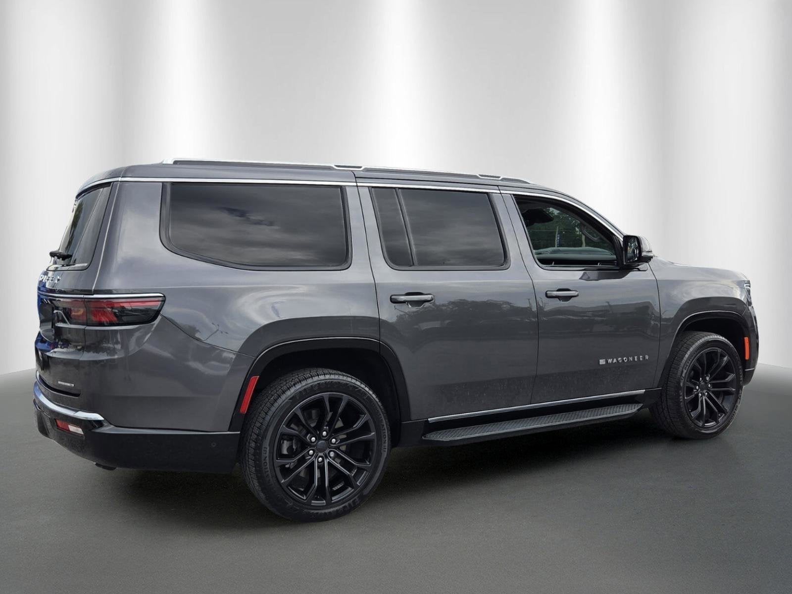 2022 Jeep Wagoneer Series III