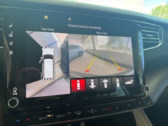 2024 Jeep Grand Wagoneer Base