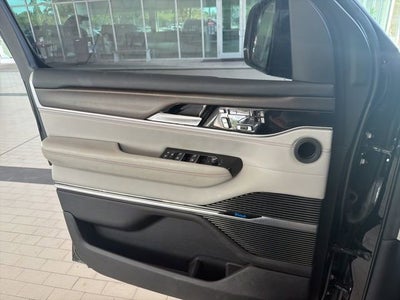 2024 Jeep Grand Wagoneer Base