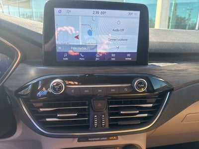 2020 Ford Escape Titanium Hybrid