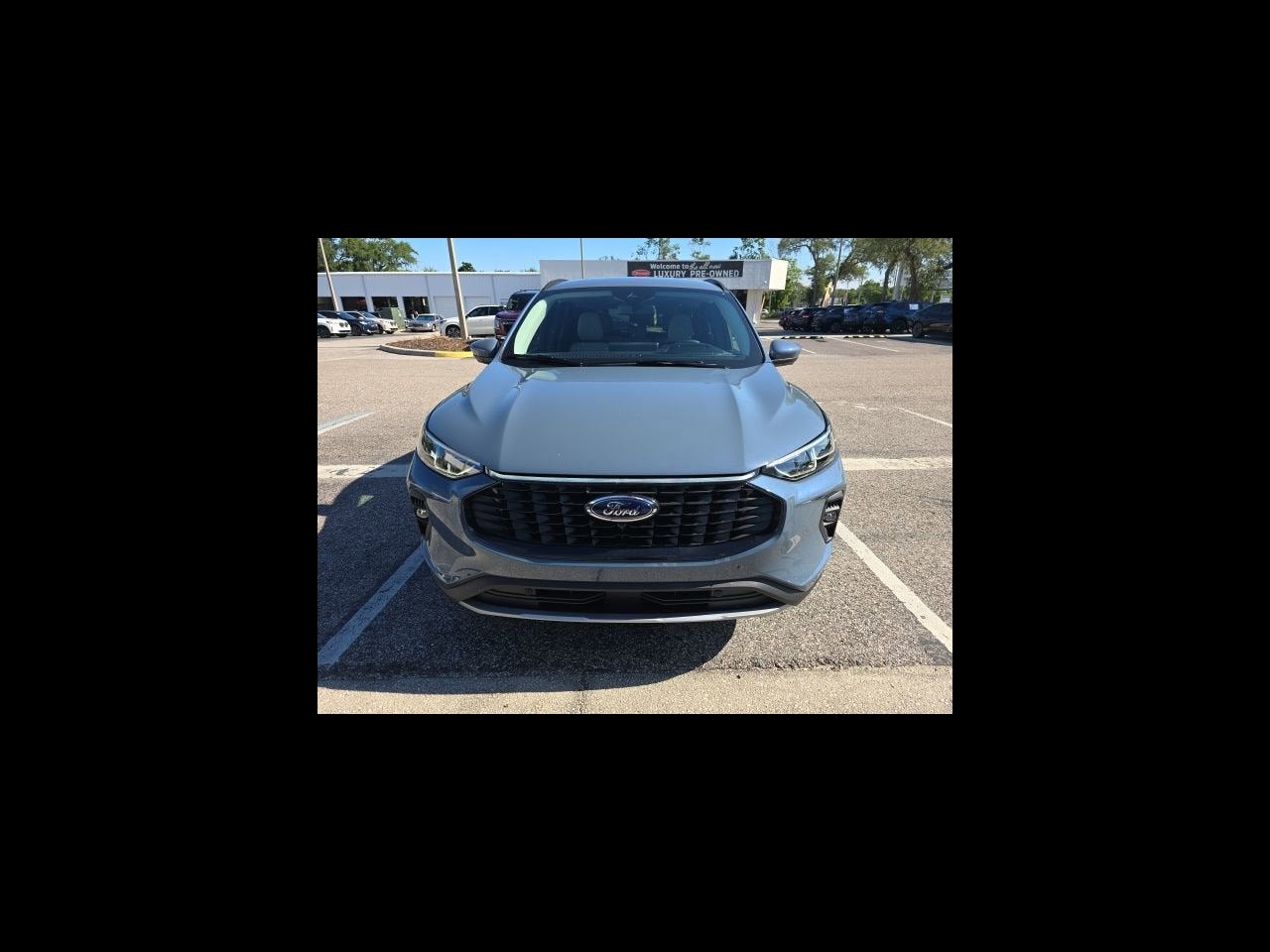 2026 Ford Escape Platinum