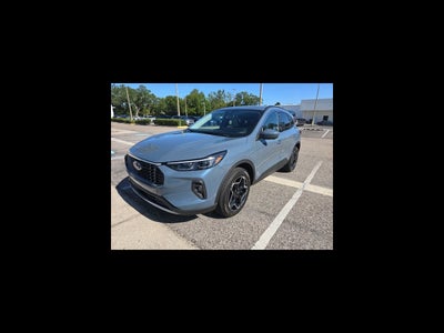 2026 Ford Escape Platinum