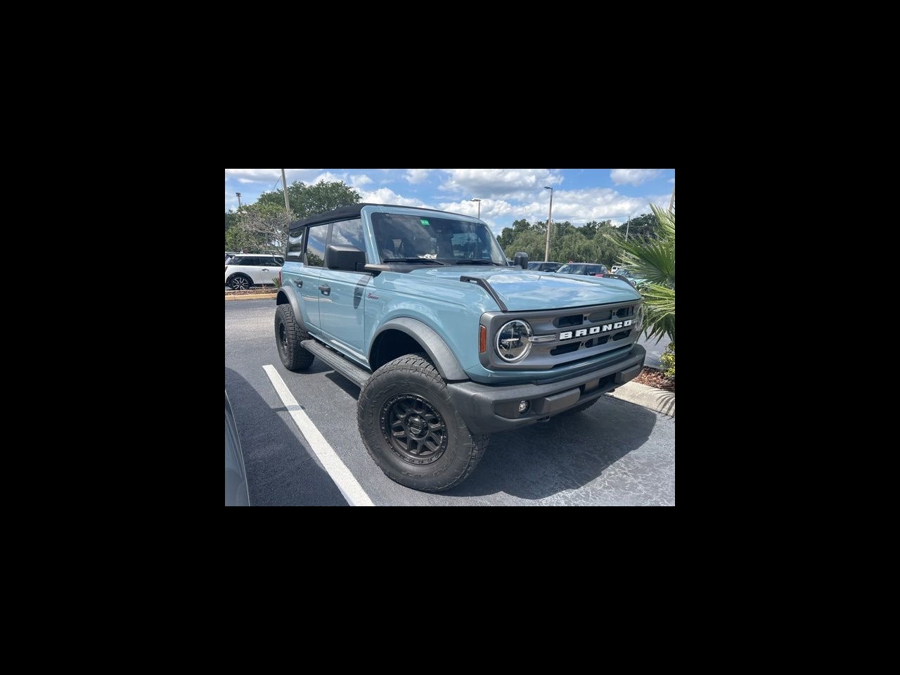 2021 Ford Bronco Base