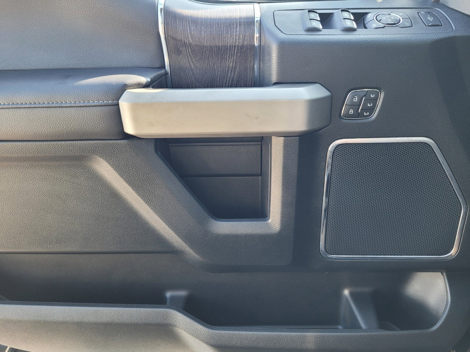 2021 Ford Super Duty F-250 SRW LARIAT