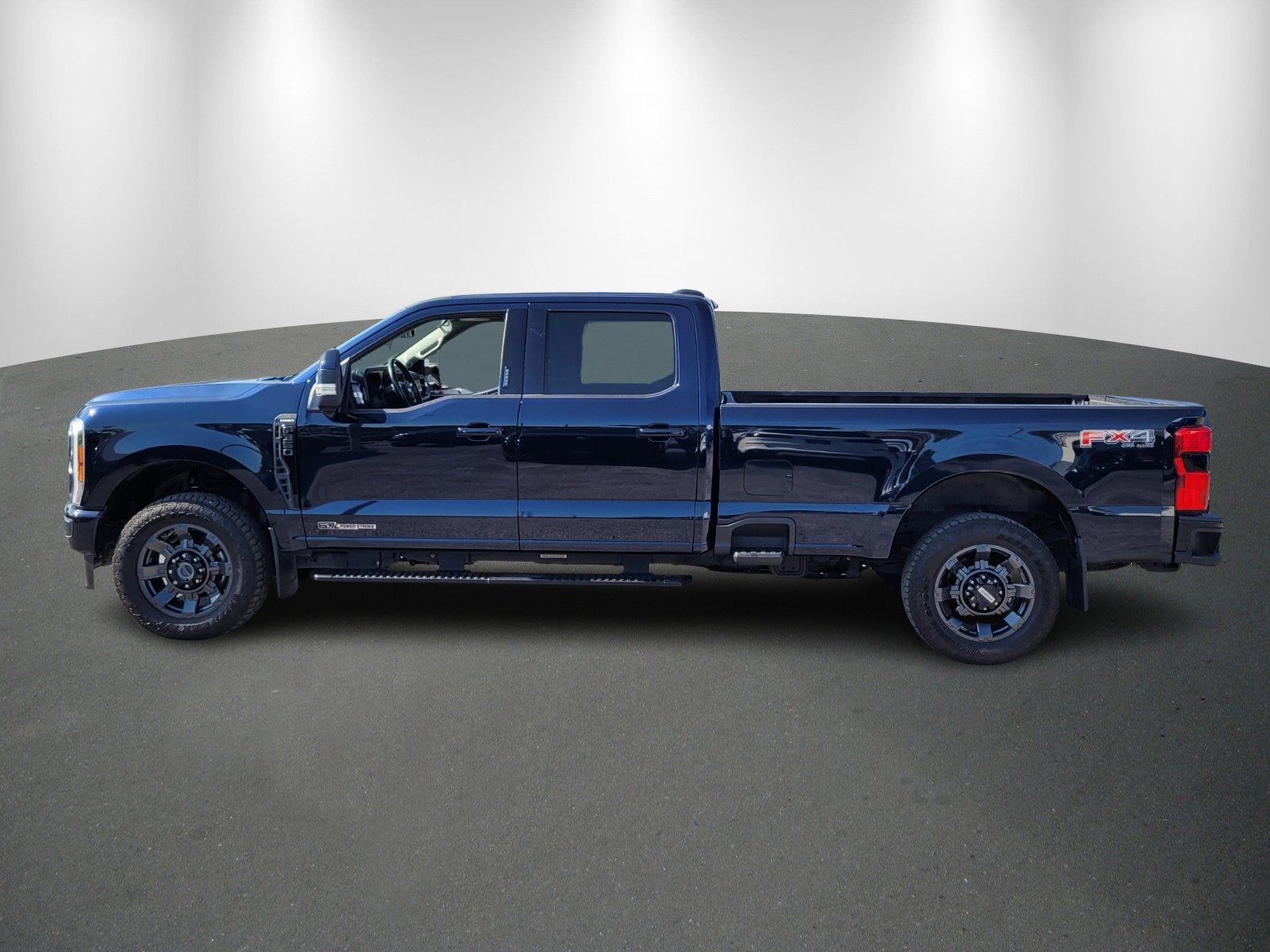 2023 Ford Super Duty F-350 SRW LARIAT