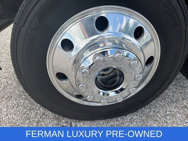 2022 Ford Super Duty F-450 DRW Base