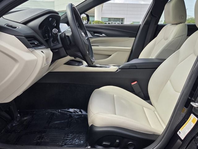 2021 Cadillac CT4 Luxury