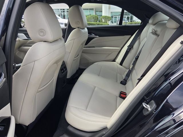 2021 Cadillac CT4 Luxury