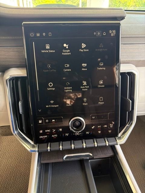 2024 GMC Acadia AWD Denali