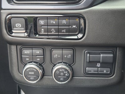 2025 GMC Yukon AT4