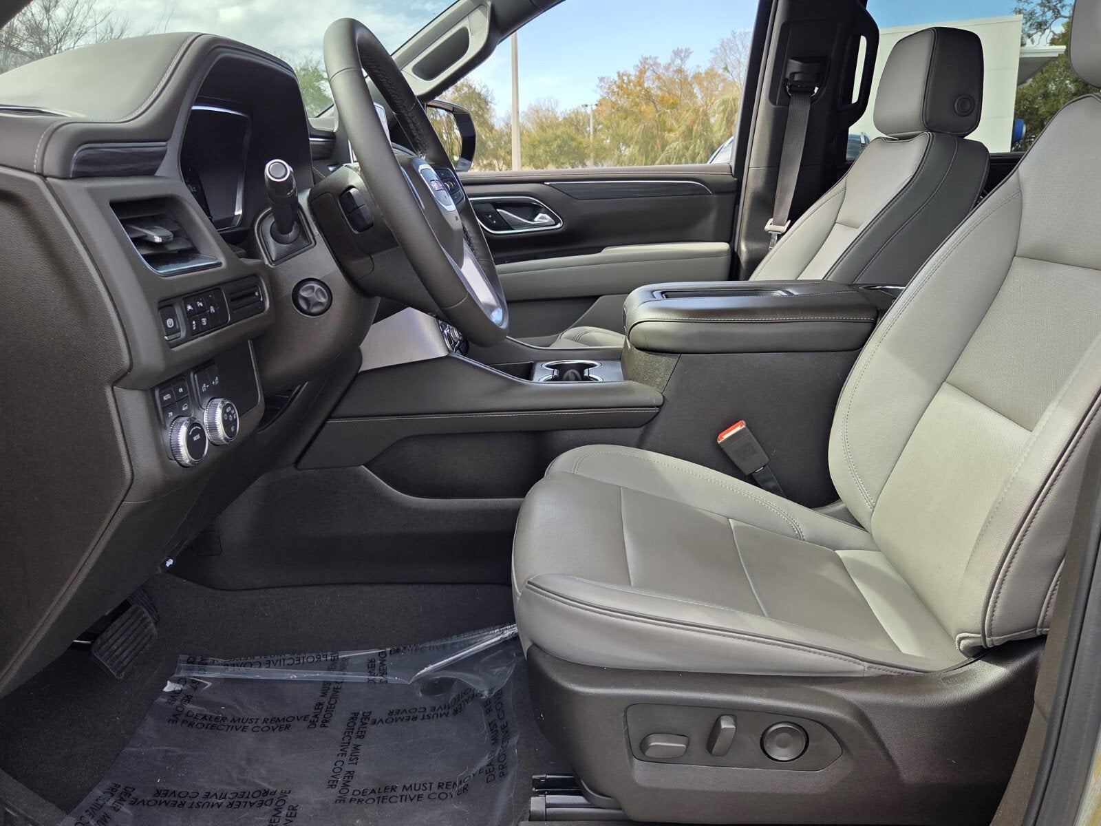 2024 GMC Yukon XL SLT