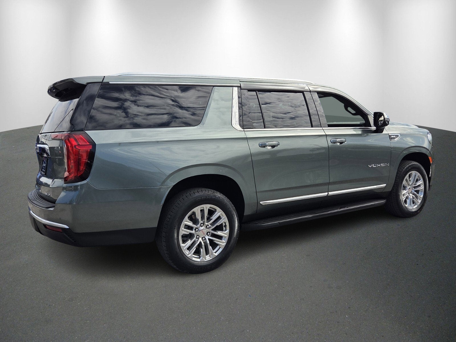 2024 GMC Yukon XL SLT