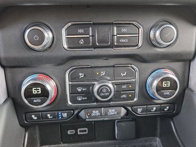2024 GMC Yukon XL SLT