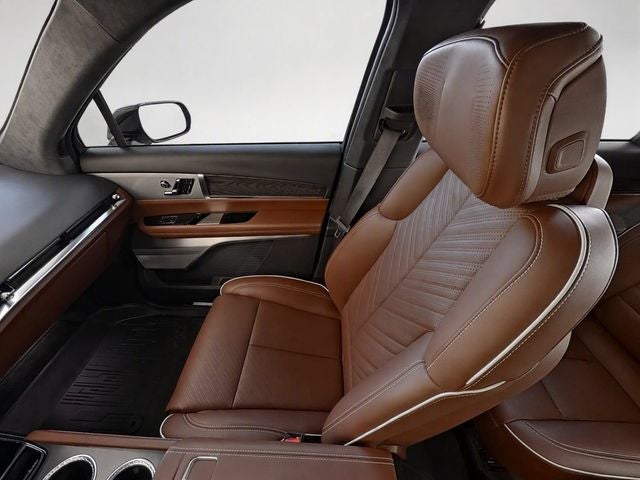 2026 Cadillac VISTIQ Platinum