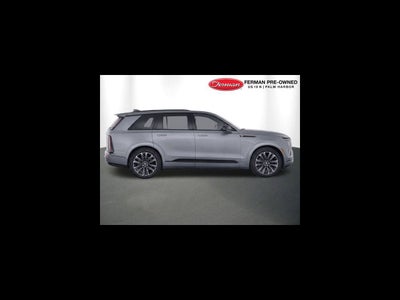 2026 Cadillac VISTIQ Platinum