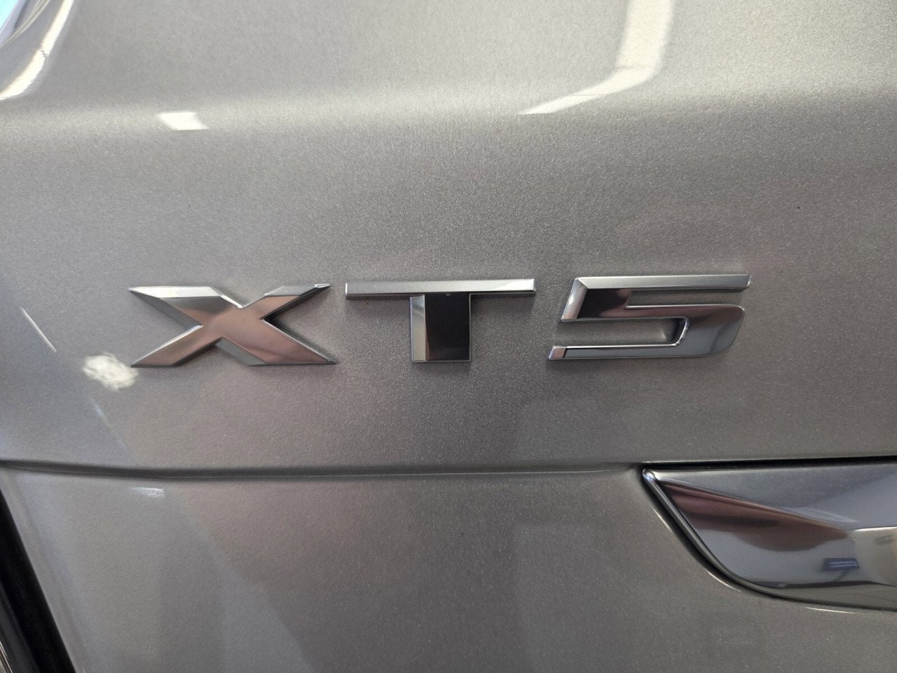 2018 Cadillac XT5 Platinum AWD
