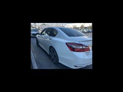 2017 Honda Accord Sedan Sport SE