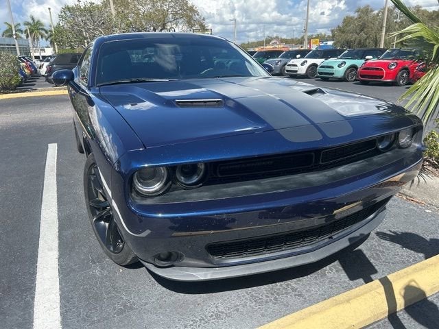 2017 Dodge Challenger SXT
