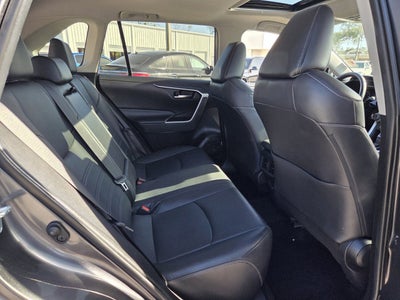 2020 Toyota RAV4 XLE Premium