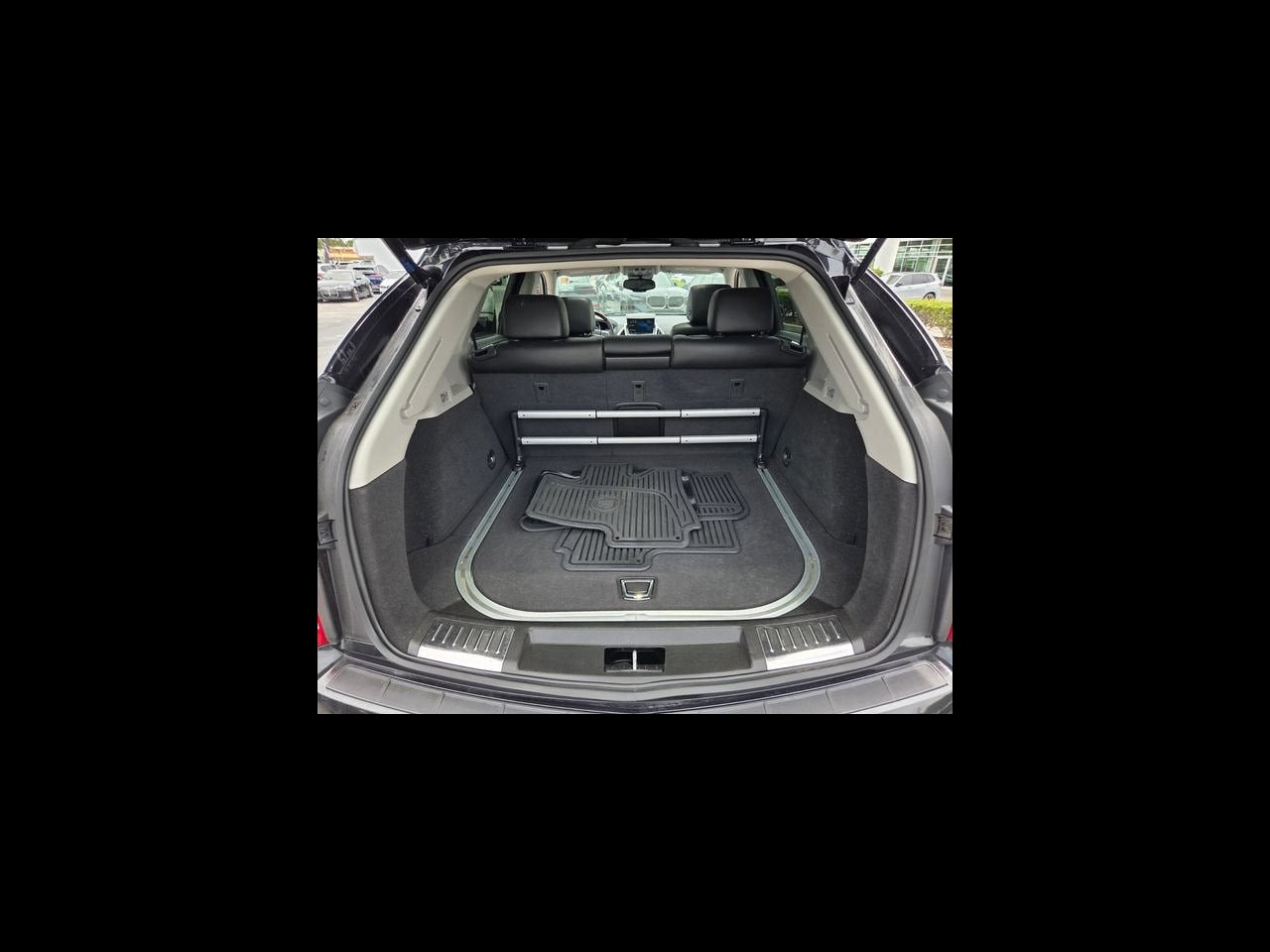 2011 Cadillac SRX Performance Collection