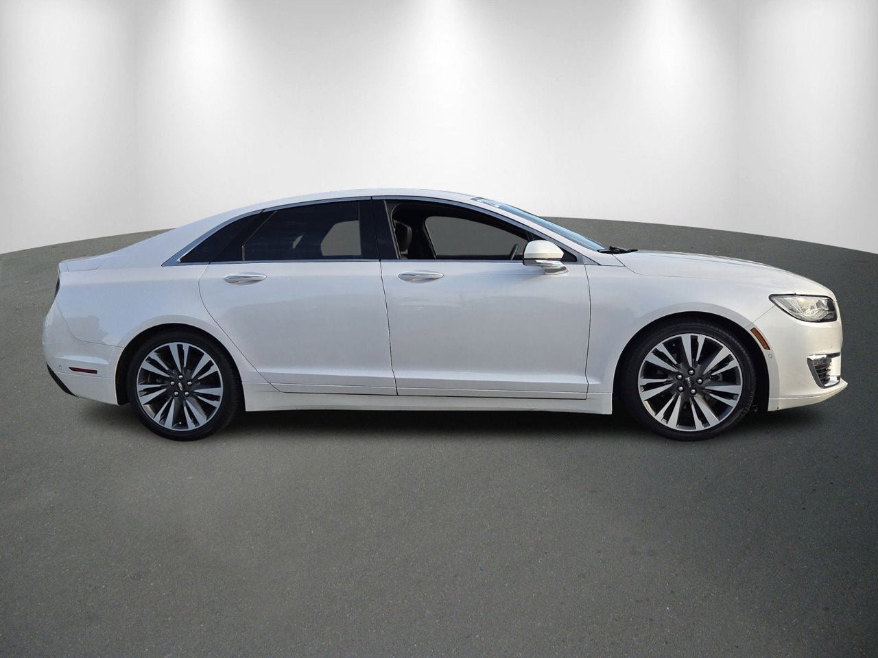 2020 Lincoln MKZ Reserve