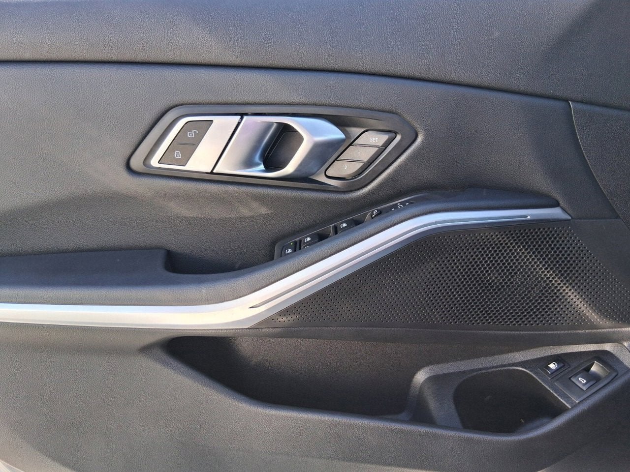 2023 BMW 3 Series 330e xDrive