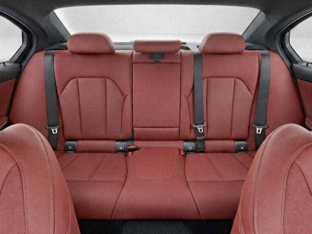 2026 BMW 3 Series 330i