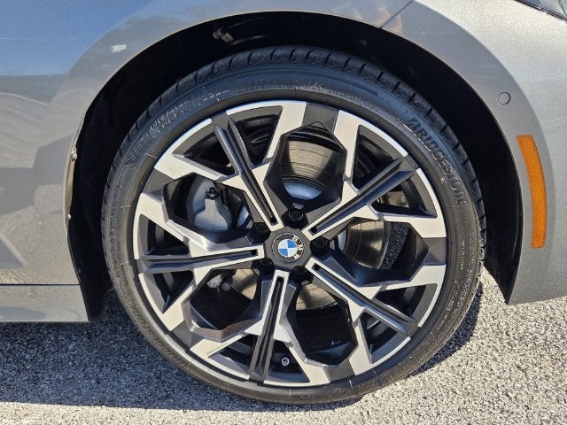 2025 BMW 3 Series 330i