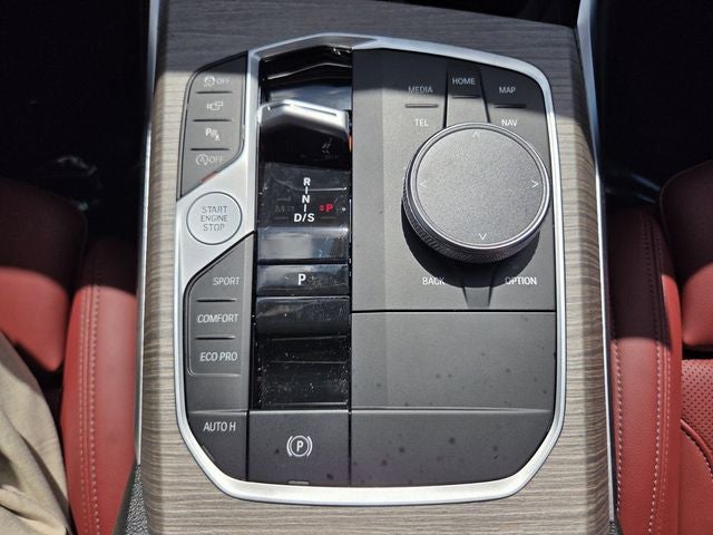 2025 BMW 3 Series 330i