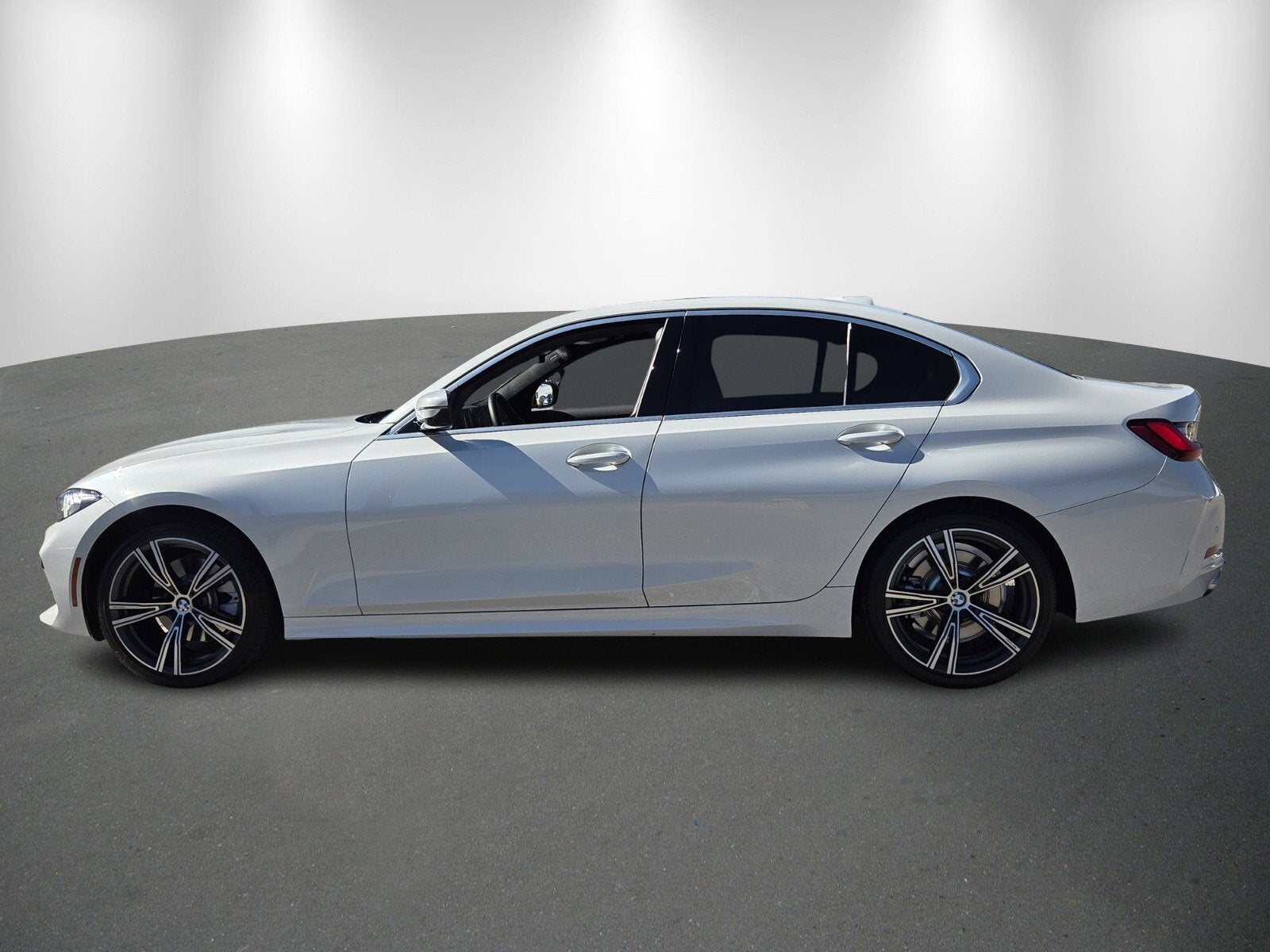 2024 BMW 3 Series 330i
