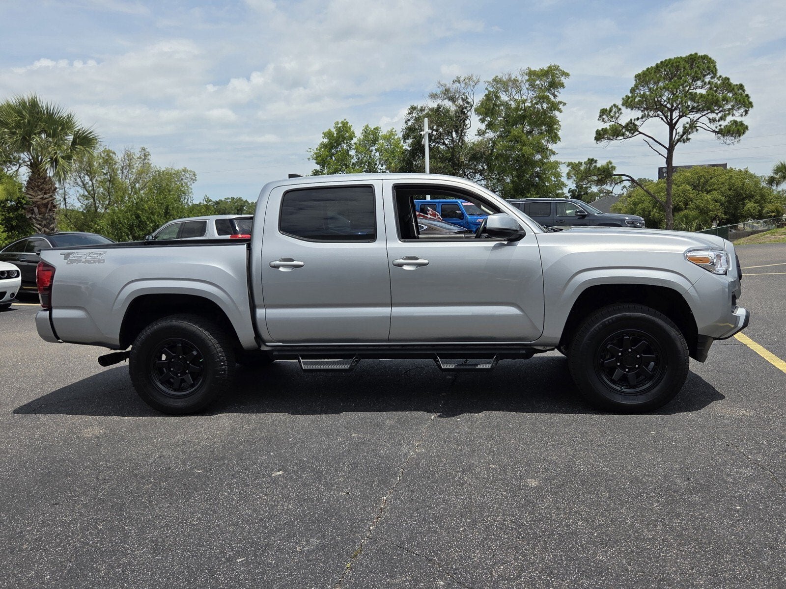 2023 Toyota Tacoma 4WD SR
