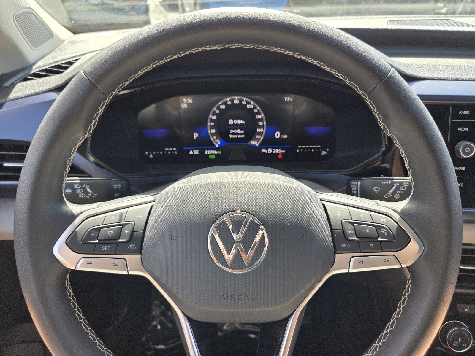 2023 Volkswagen Taos SE