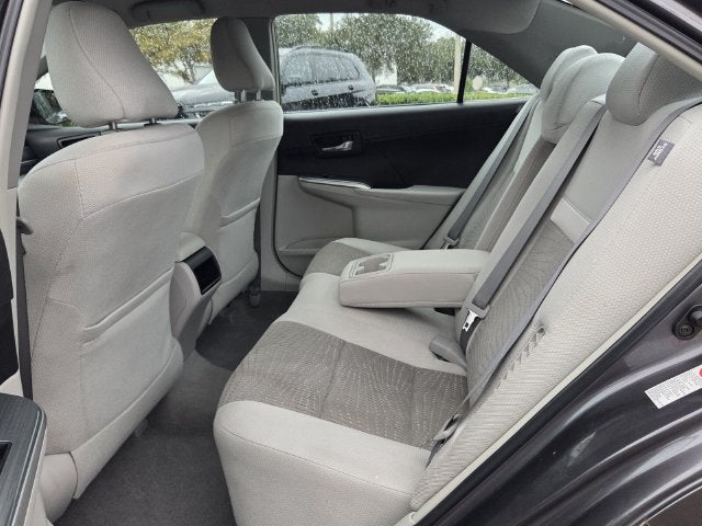 2014 Toyota Camry Hybrid LE