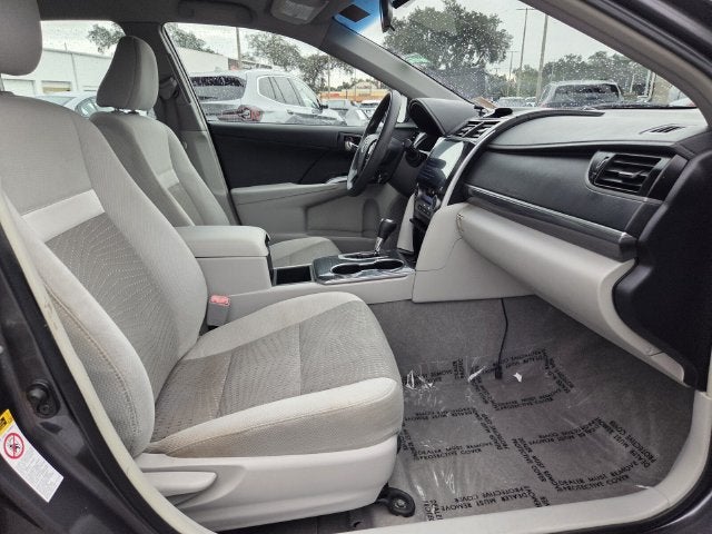 2014 Toyota Camry Hybrid LE