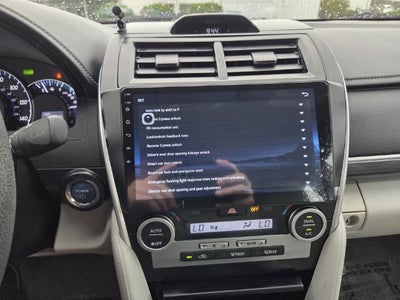2014 Toyota Camry Hybrid LE