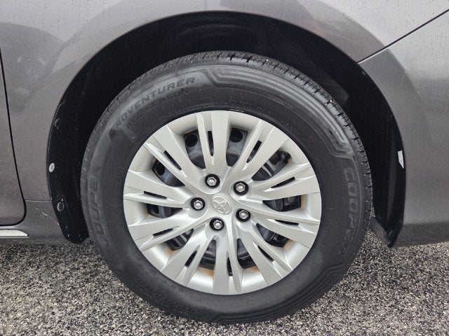 2014 Toyota Camry Hybrid LE