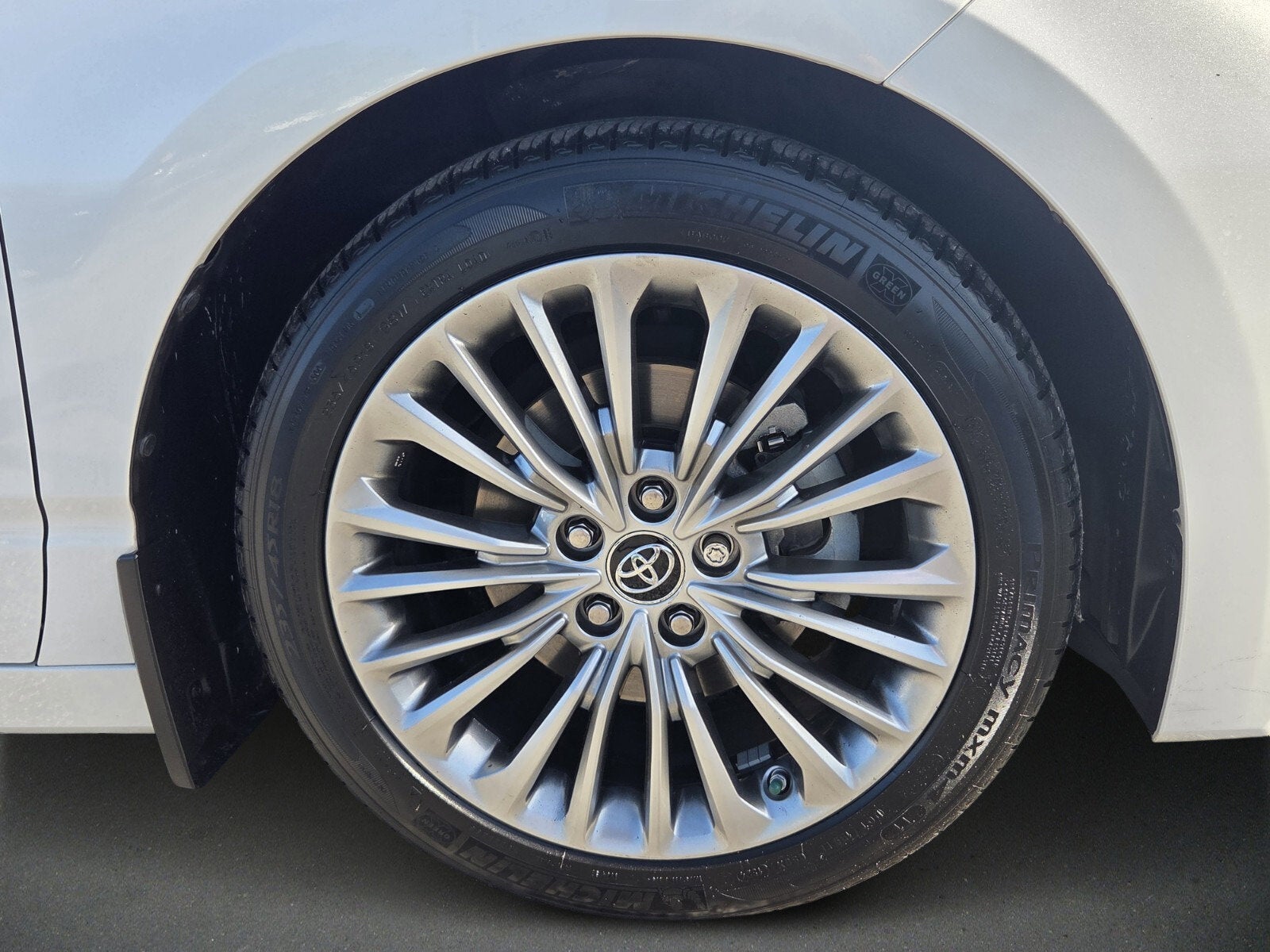 2019 Toyota Avalon Limited