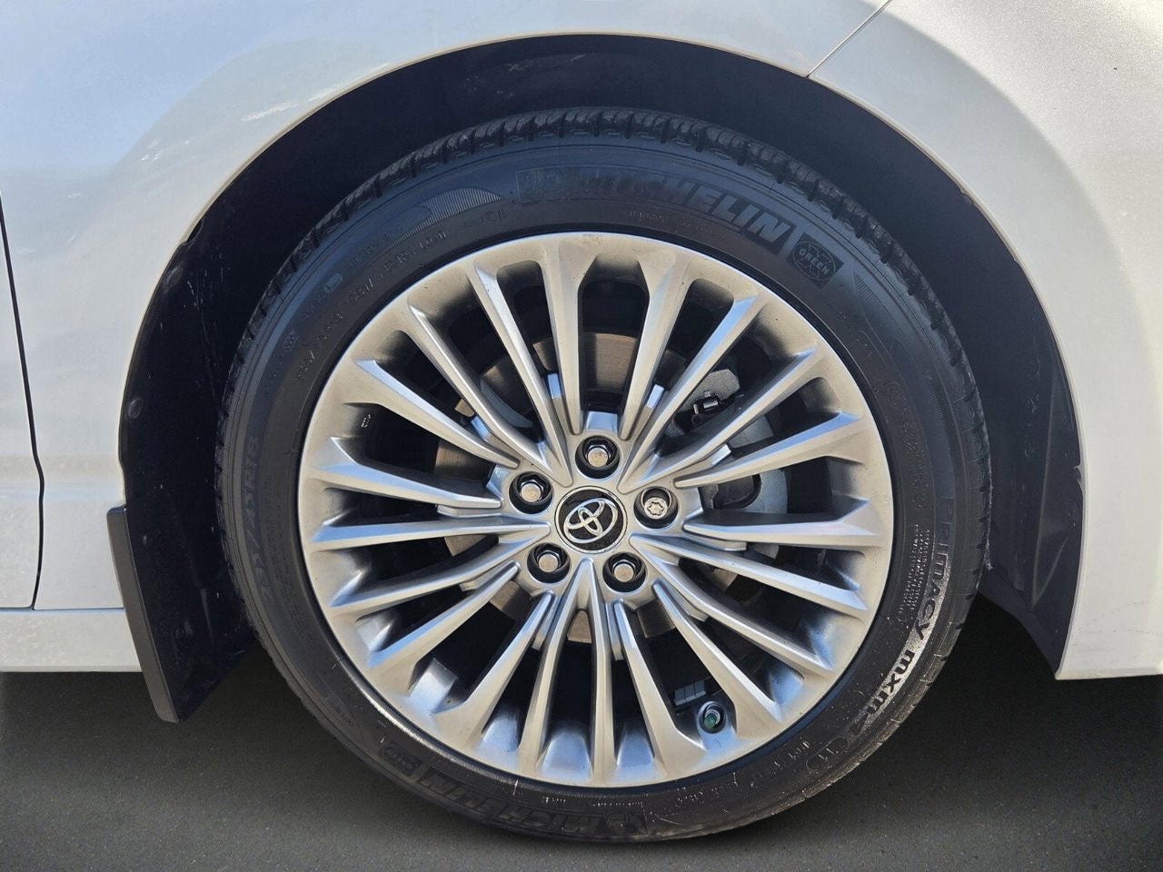 2019 Toyota Avalon Limited