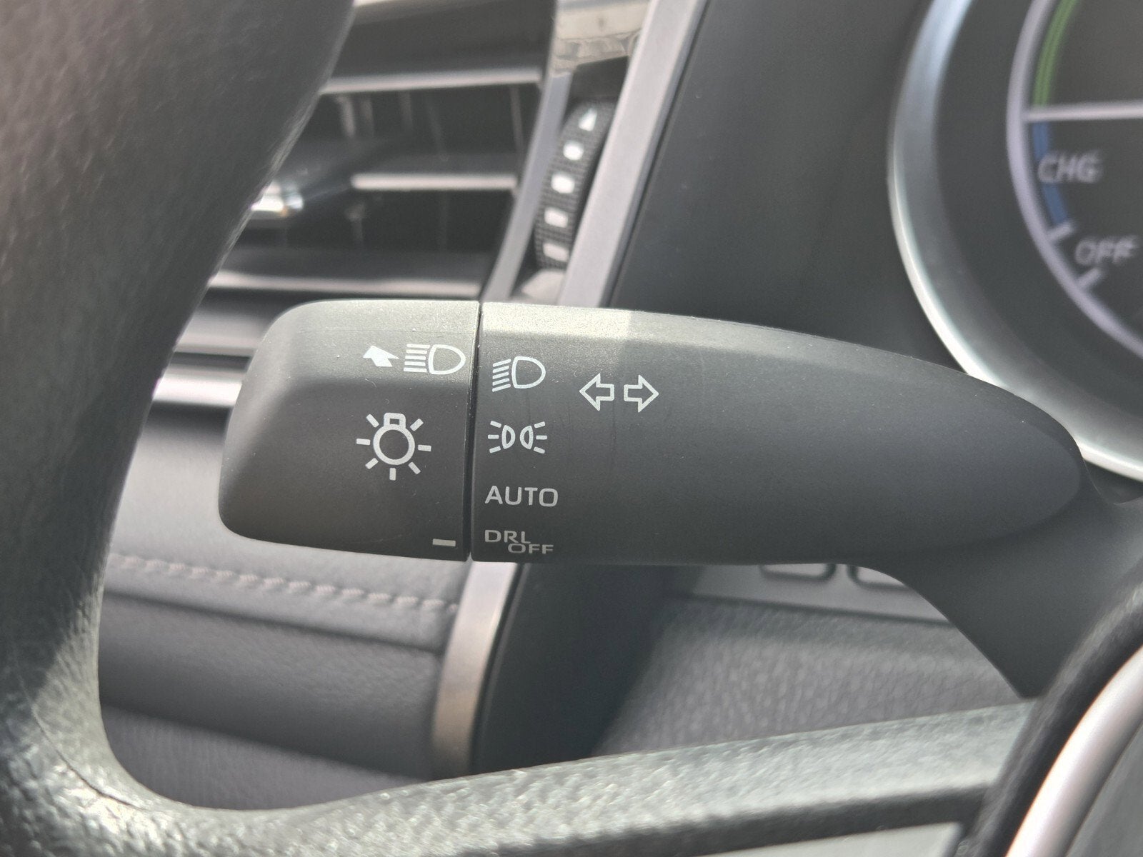 2024 Toyota Camry Hybrid LE