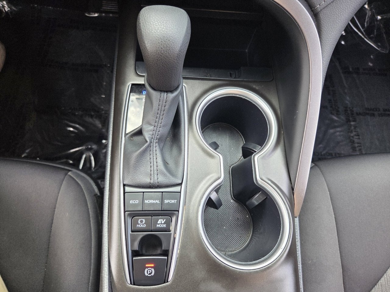 2024 Toyota Camry Hybrid LE