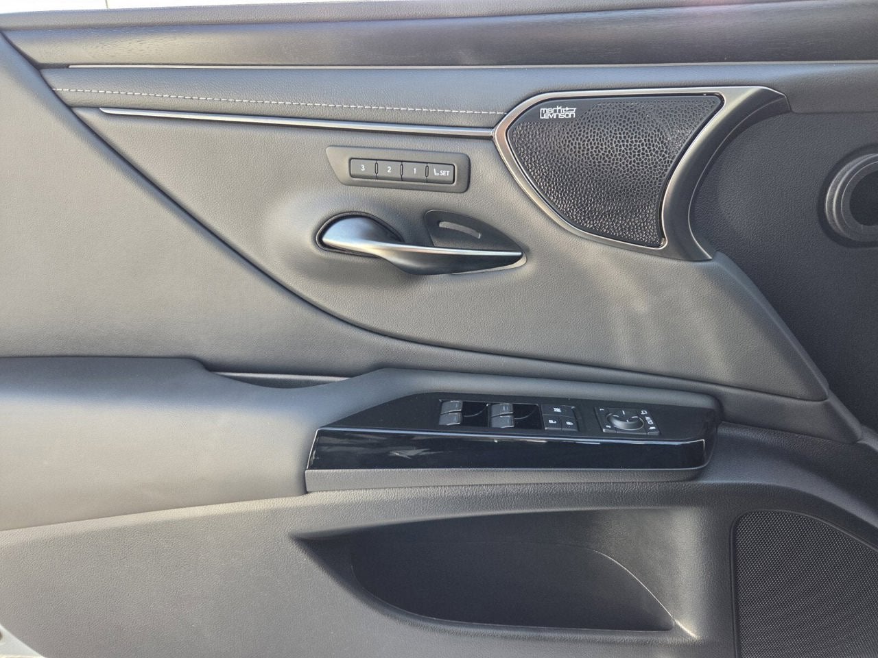 2025 Lexus ES ES 350 Ultra Luxury