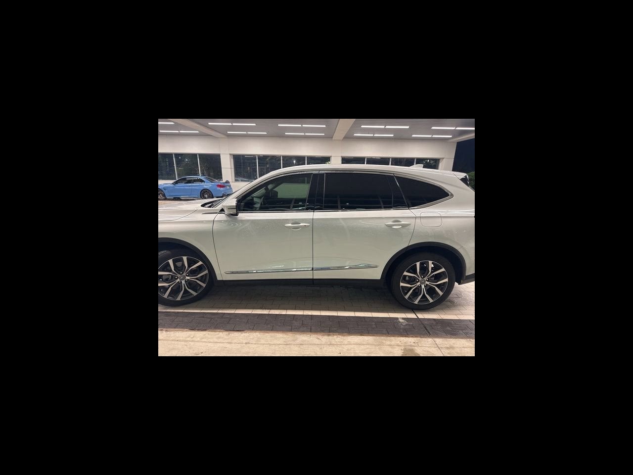 2022 Acura MDX w/Technology Package