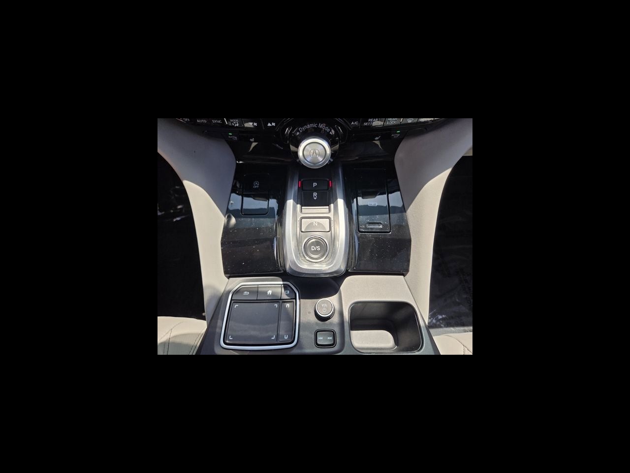 2023 Acura MDX w/Technology Package