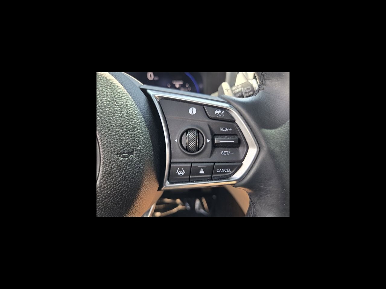 2023 Acura MDX w/Technology Package