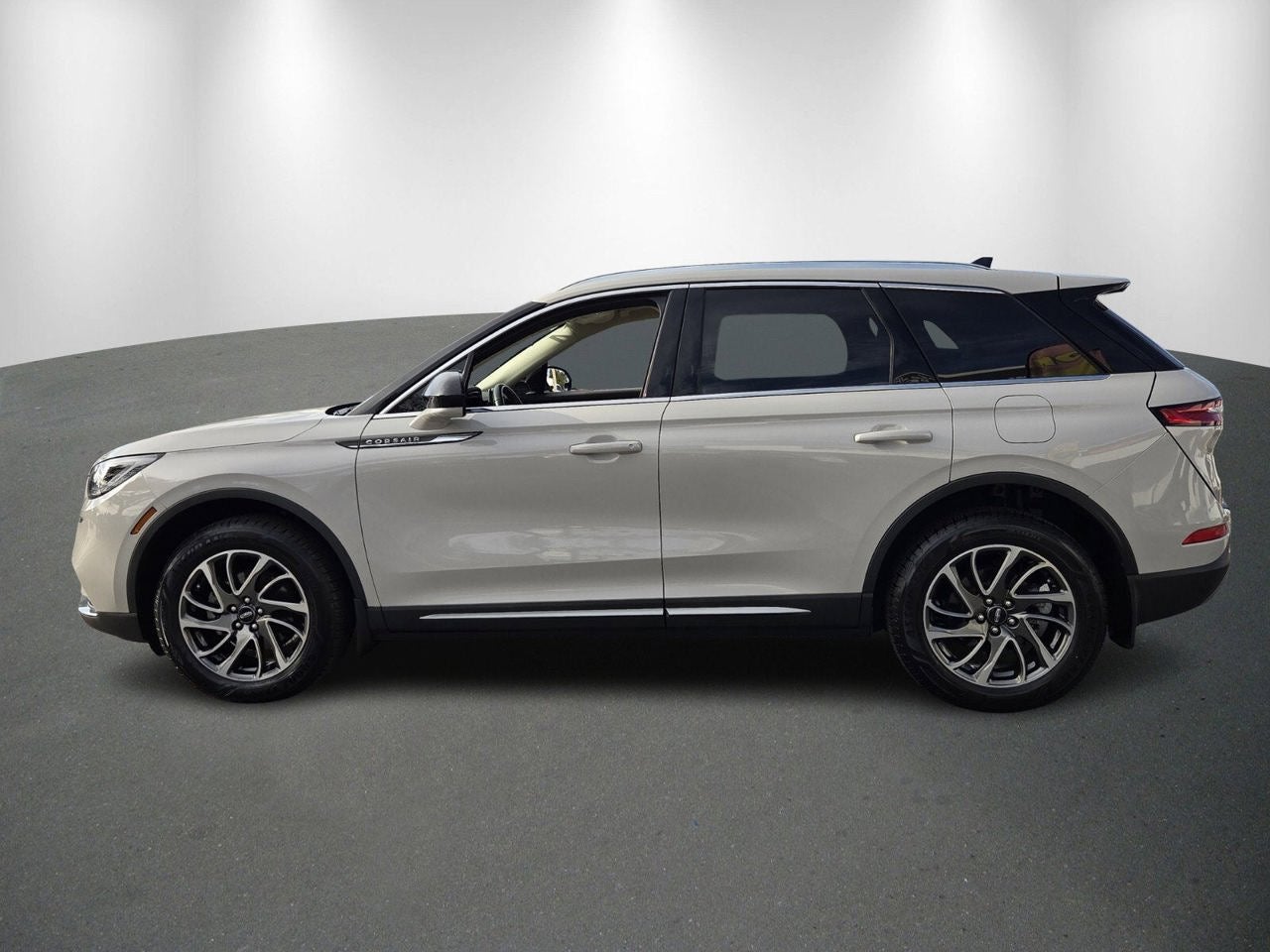 2020 Lincoln Corsair Standard