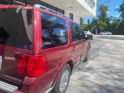 2004 Lincoln Navigator Luxury