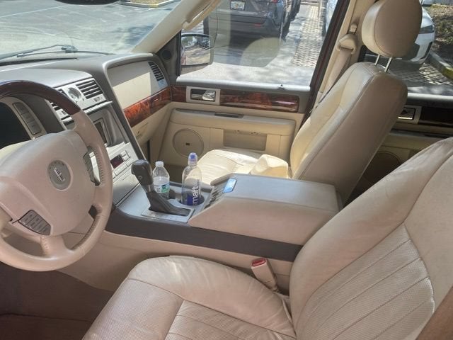 2004 Lincoln Navigator Luxury