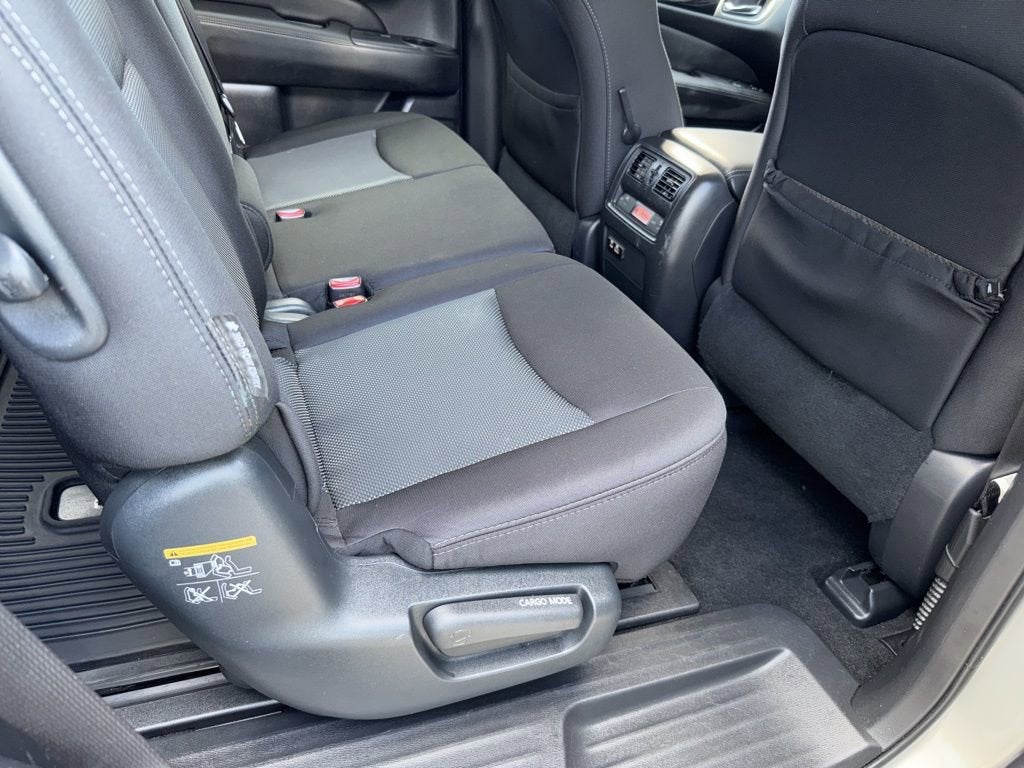 2020 Nissan Pathfinder S